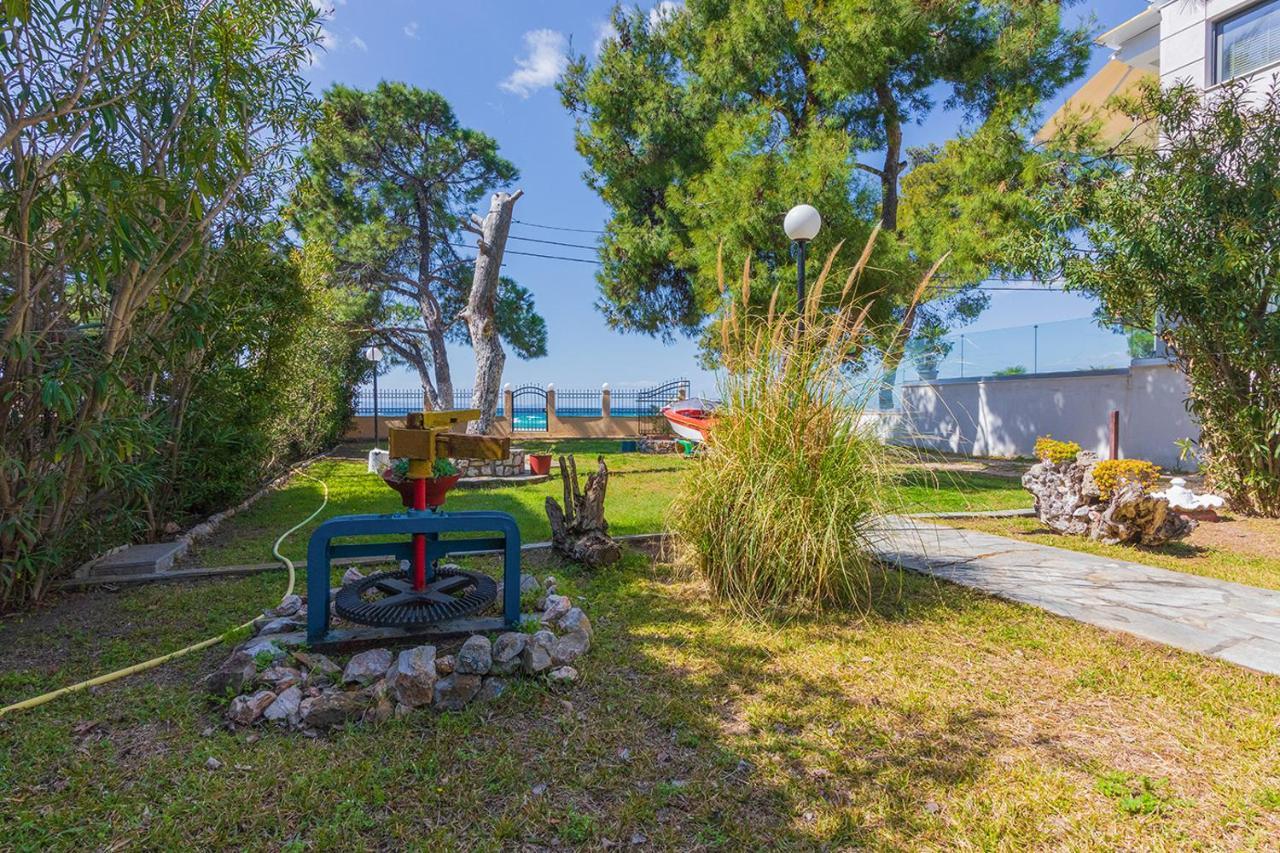 Galazia Akti Seaside Apartments Nikiti  Exterior photo