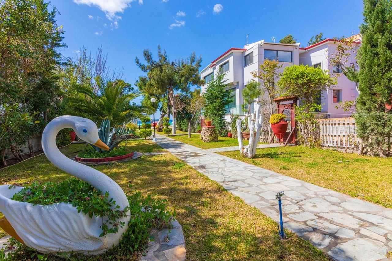 Galazia Akti Seaside Apartments Nikiti  Exterior photo