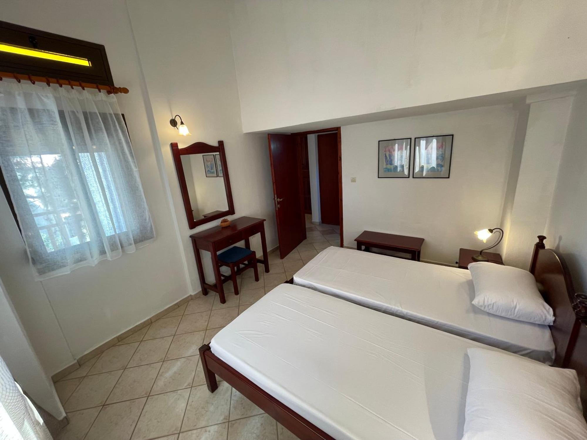 Galazia Akti Seaside Apartments Nikiti  Room photo